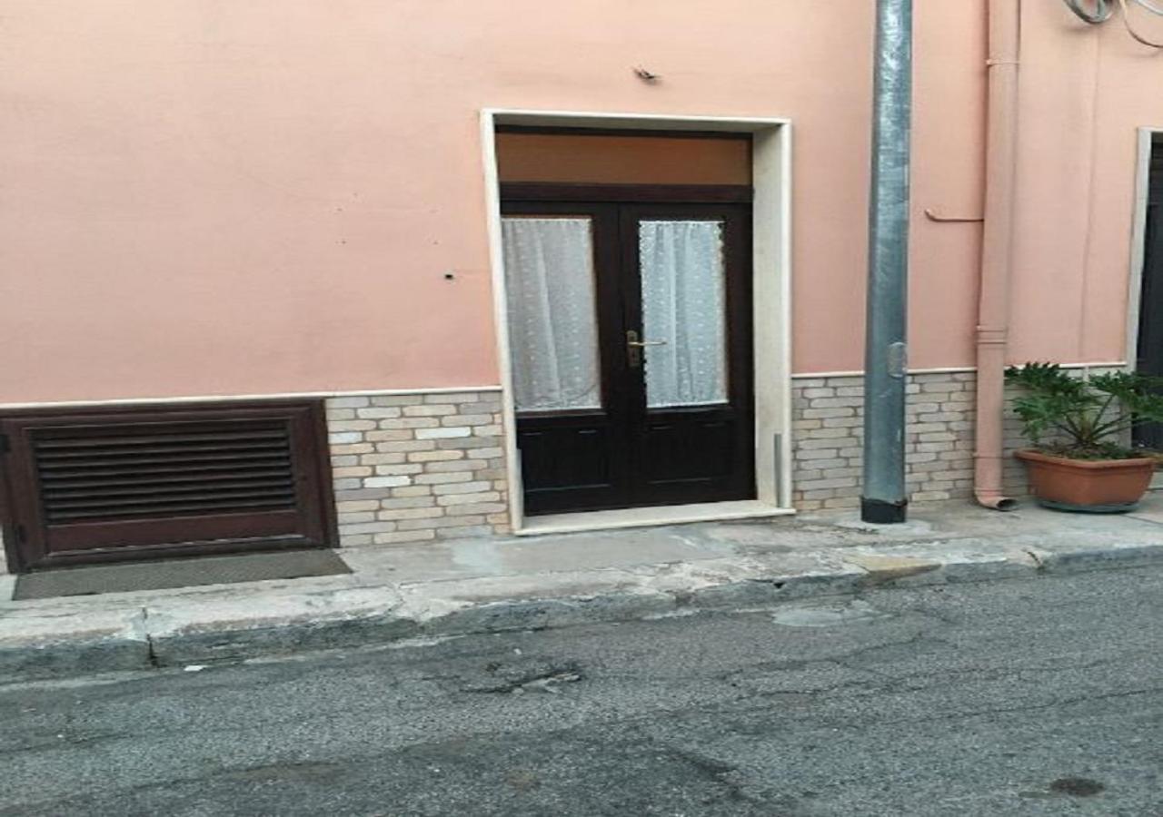 La Casetta Di Angela Manduria Εξωτερικό φωτογραφία